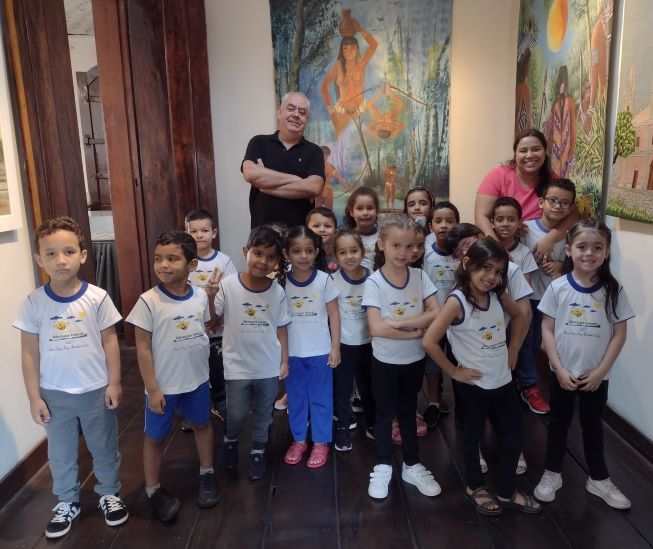 api-modulos/fotos/img/galeria_cat_culturais_490/490/13432/VISITA GUIADA POR ALAÉRCIO, PRÉ ESCOLA MARIA TEREZA BROCHADO - ABELHINHA DOURADA, PROF. ISABEL, 17.09.2025 ( (4).jpg